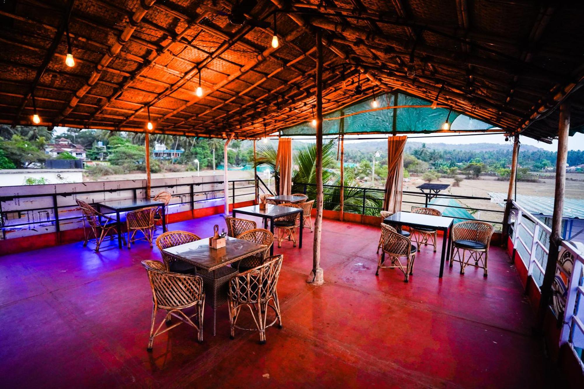 Bayview Pool Resort Anjuna
