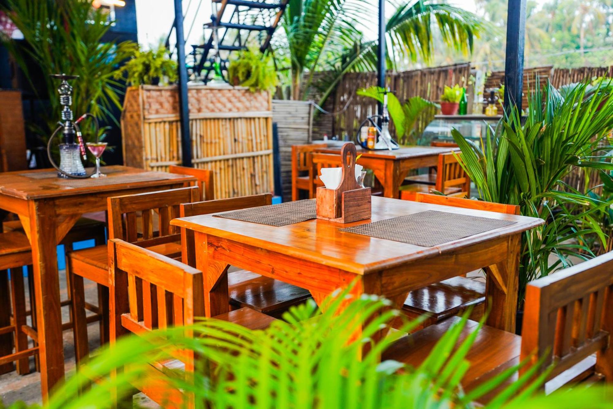 Bayview Pool Resort Anjuna